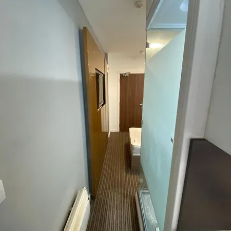 Service Apartment