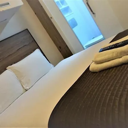 Service Apartment Bradford (West Yorkshire)